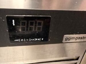 Praktijkbeelden van onze werkzaamheden in koeltechniek ​