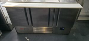 Praktijkbeelden van onze werkzaamheden in koeltechniek ​